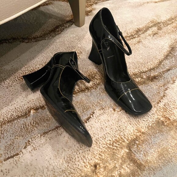 Prada Mary Jane Heels - Vintage size 37 - Picture 5 of 9